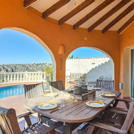 Beautiful With Sea And Mountain Views Villa